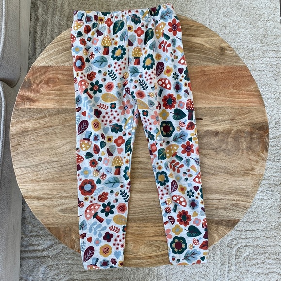 Tu Leggings 🍄 - Picture 1 of 6